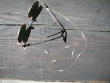 PEARLY WHITE GLASSES CHAIN- GOLD